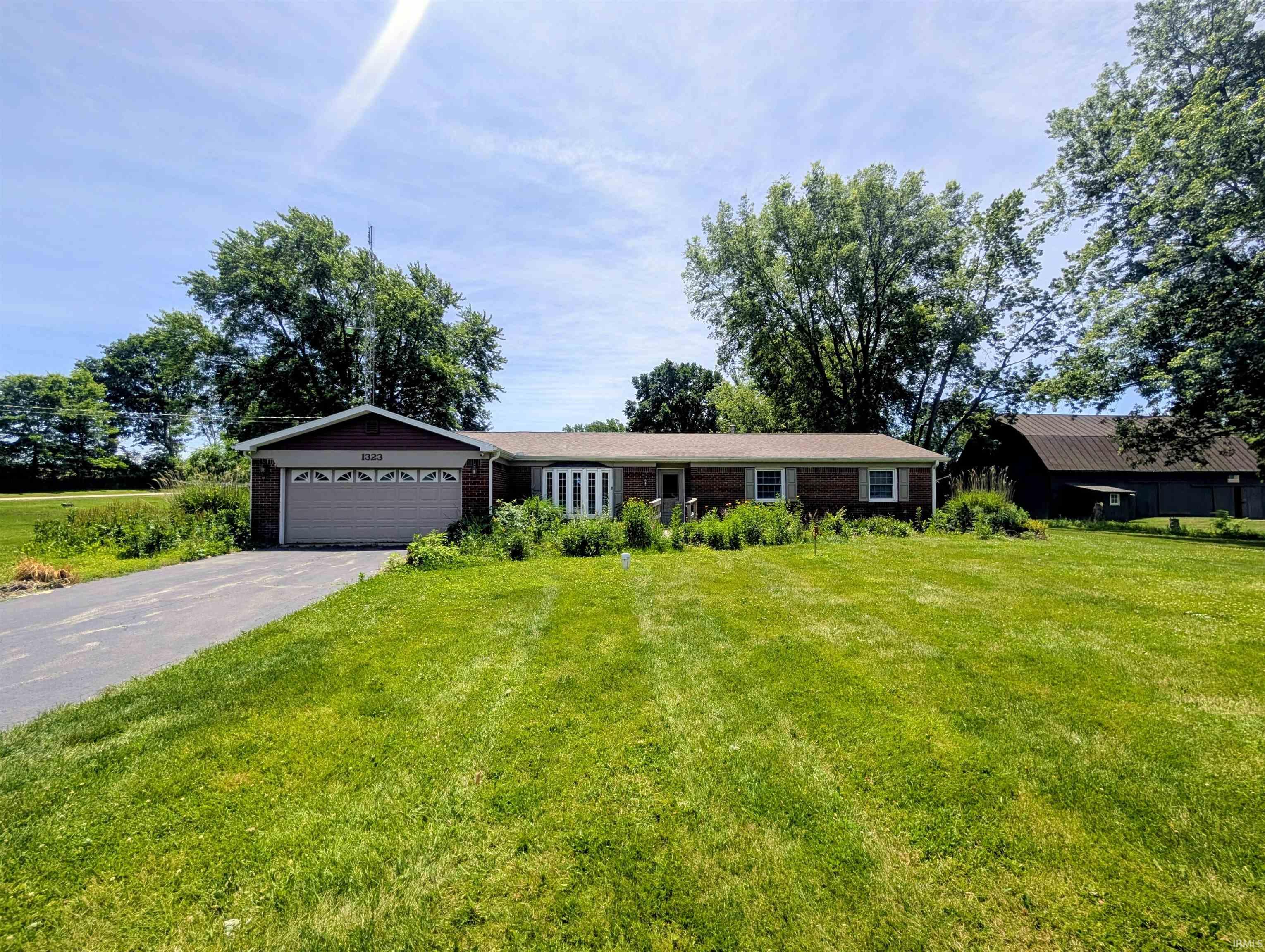 1323 W 200 S Warsaw IN 46580