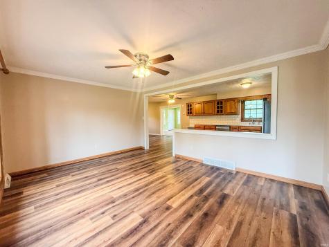 1323 W 200 S Warsaw IN 46580