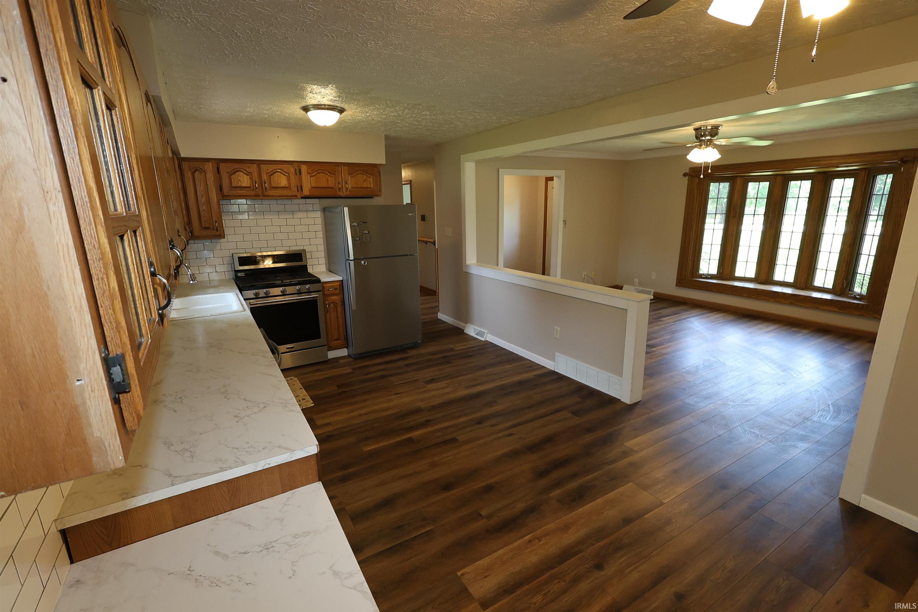 1323 W 200 S Warsaw IN 46580