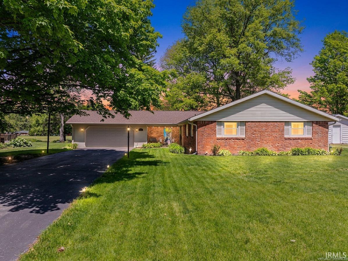 8904 W Lonebeech Drive Muncie IN 47304