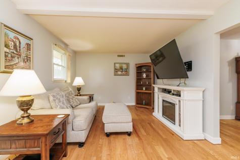 8904 W Lonebeech Drive Muncie IN 47304