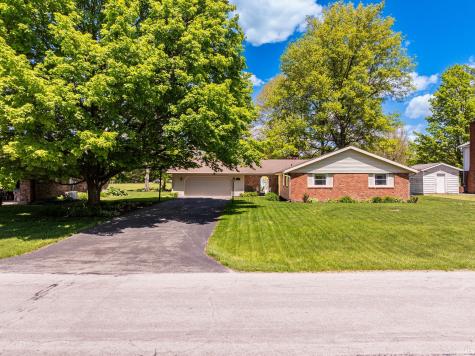 8904 W Lonebeech Drive Muncie IN 47304