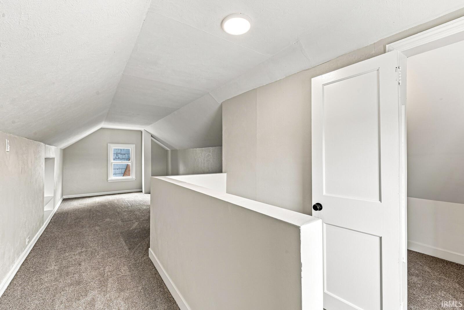 1216 Longfellow Avenue South Bend IN 46615