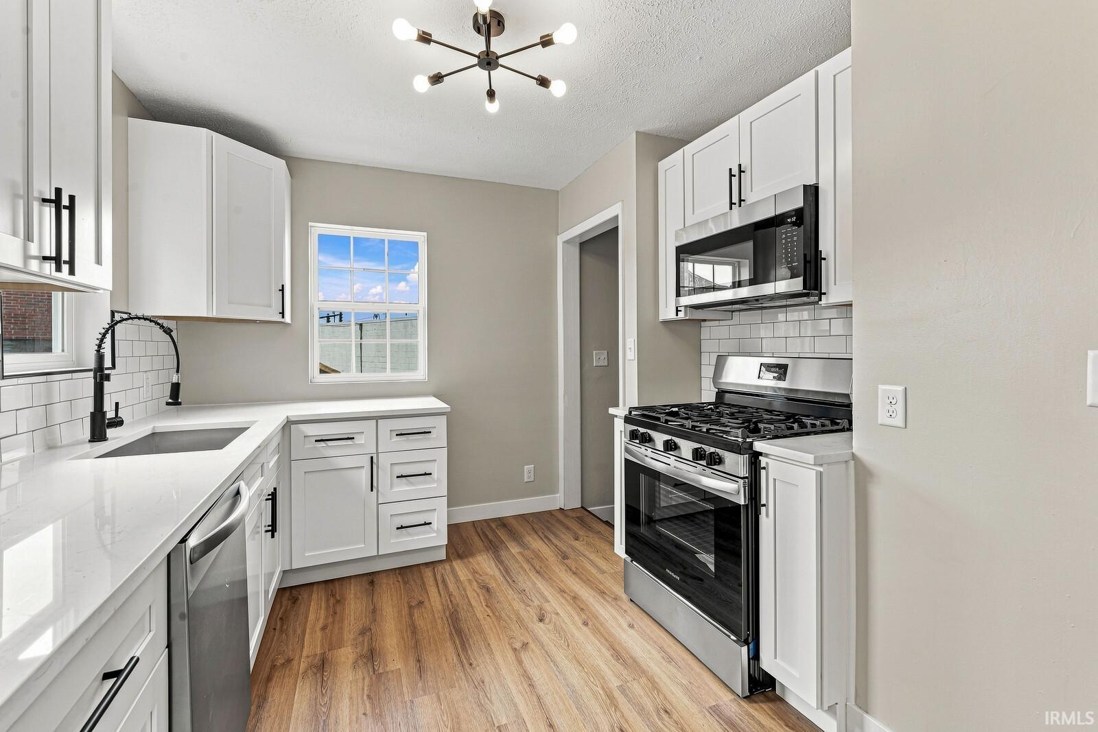 1216 Longfellow Avenue South Bend IN 46615