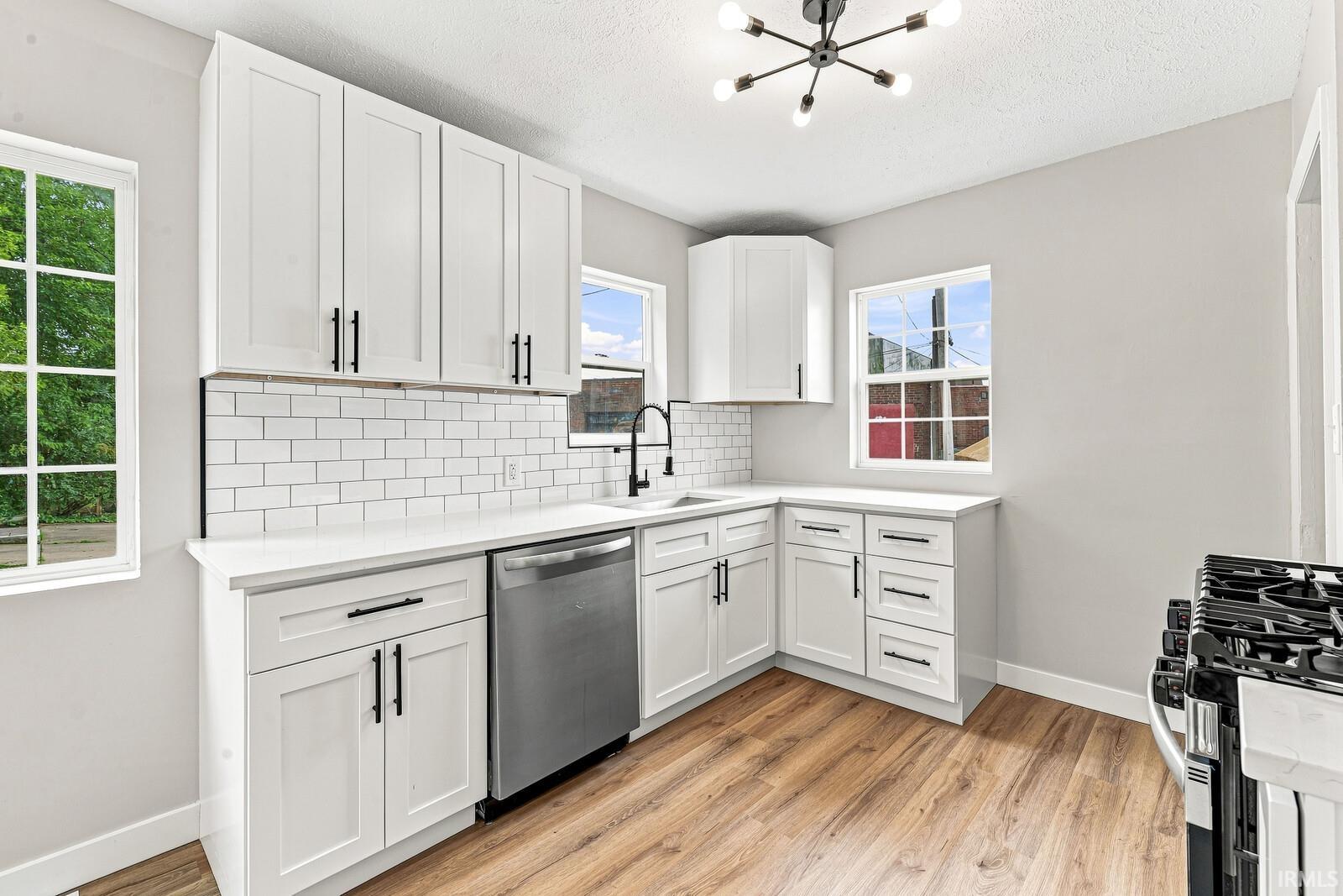 1216 Longfellow Avenue South Bend IN 46615