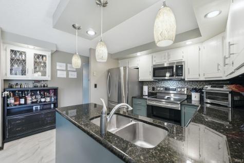 1008 Orlando Drive Fort Wayne IN 46825