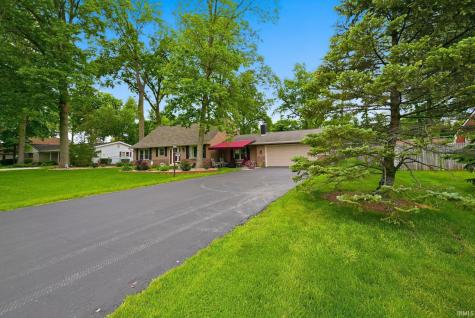 1008 Orlando Drive Fort Wayne IN 46825