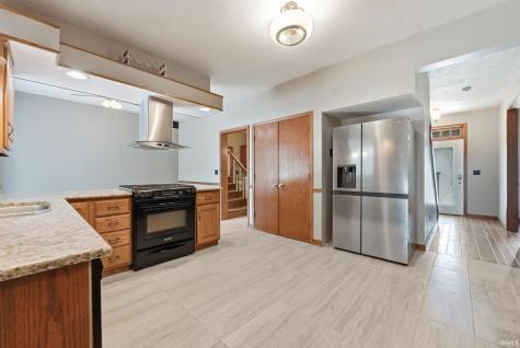1709 S Walnut Drive Warsaw IN 46580