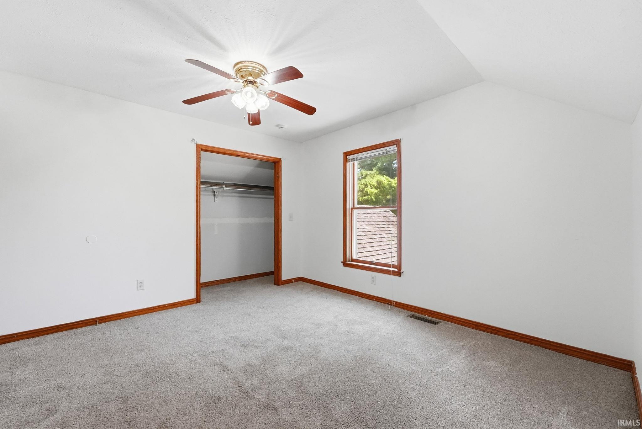 1709 S Walnut Drive Warsaw IN 46580