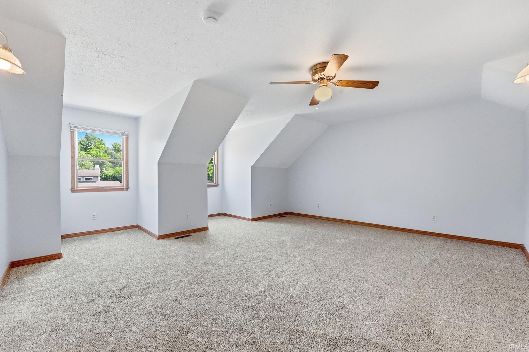 1709 S Walnut Drive Warsaw IN 46580