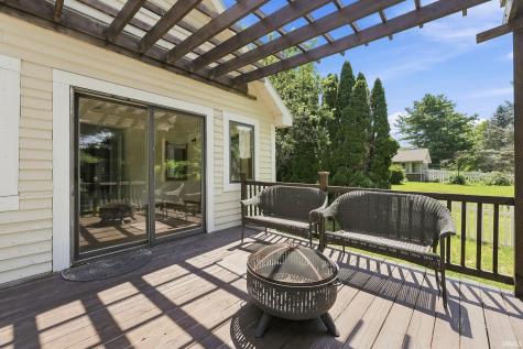 1709 S Walnut Drive Warsaw IN 46580