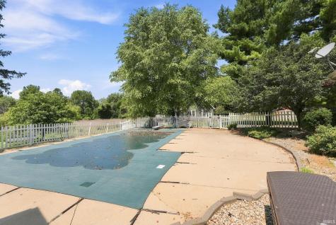1709 S Walnut Drive Warsaw IN 46580
