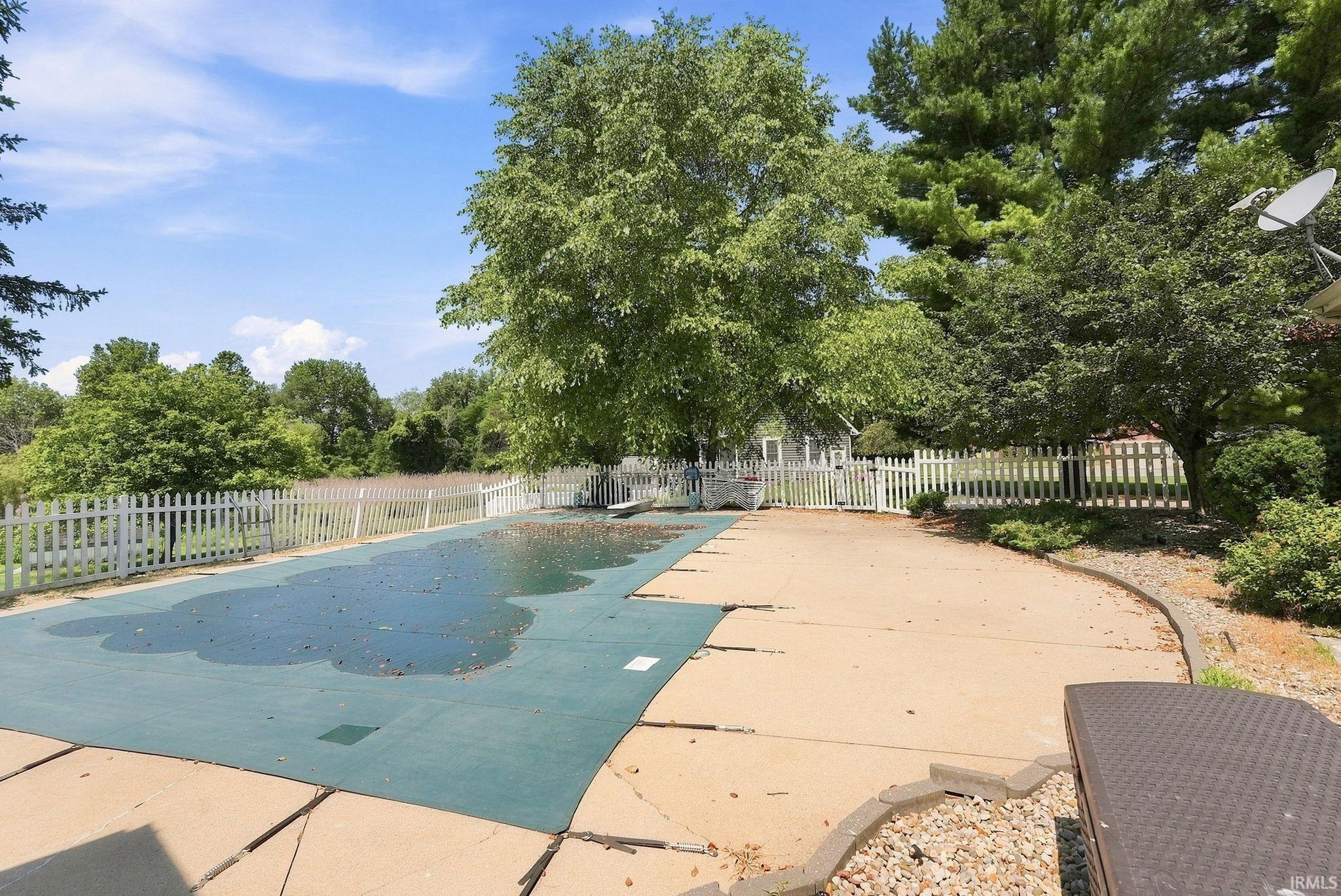 1709 S Walnut Drive Warsaw IN 46580