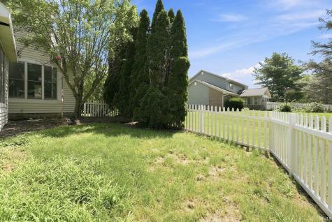 1709 S Walnut Drive Warsaw IN 46580