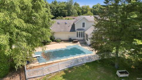 1709 S Walnut Drive Warsaw IN 46580