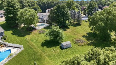 1709 S Walnut Drive Warsaw IN 46580
