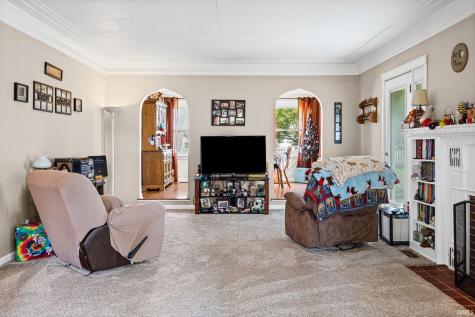 1005 E Monroe Street Delphi IN 46923