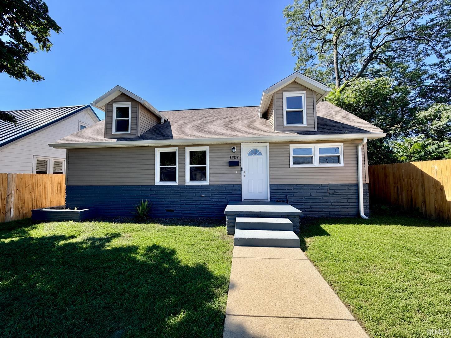 1207 E Eichel Avenue Evansville IN 47711