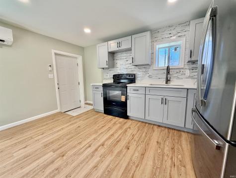 1207 E Eichel Avenue Evansville IN 47711