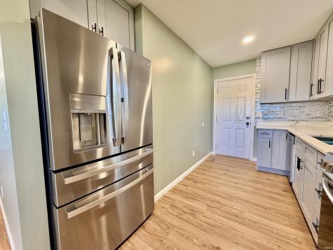 1207 E Eichel Avenue Evansville IN 47711