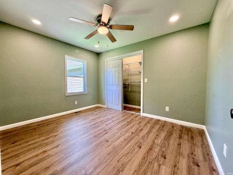 1207 E Eichel Avenue Evansville IN 47711