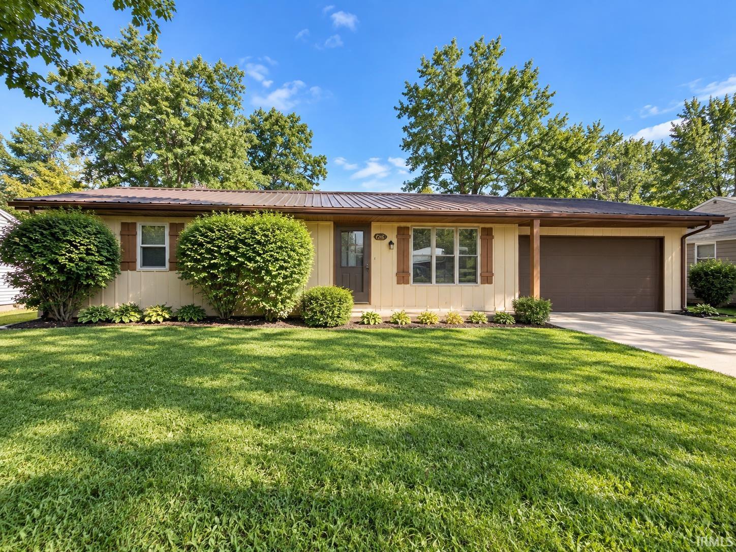 7908 S Hickory Lane Daleville IN 47334