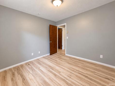 7908 S Hickory Lane Daleville IN 47334