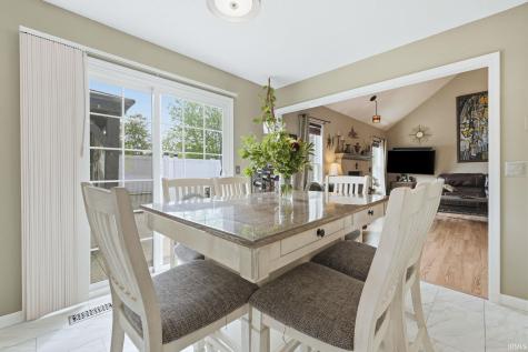 14523 Firethorne Path Fort Wayne IN 46814