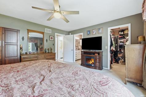 14523 Firethorne Path Fort Wayne IN 46814
