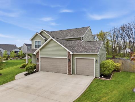 595 Highfields Cove Fort Wayne IN 46845