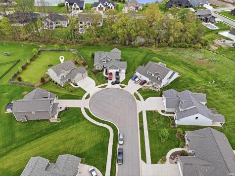 595 Highfields Cove Fort Wayne IN 46845
