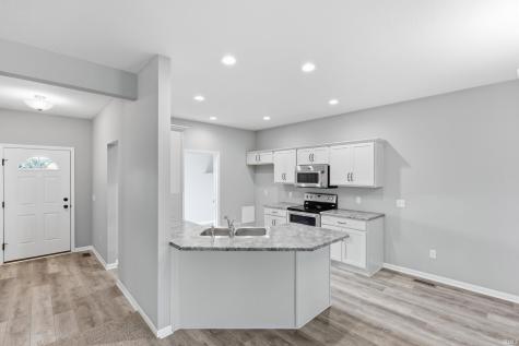 595 Highfields Cove Fort Wayne IN 46845