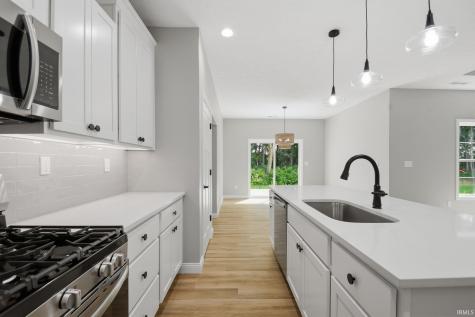 821 Hackberry Court Frankfort IN 46041
