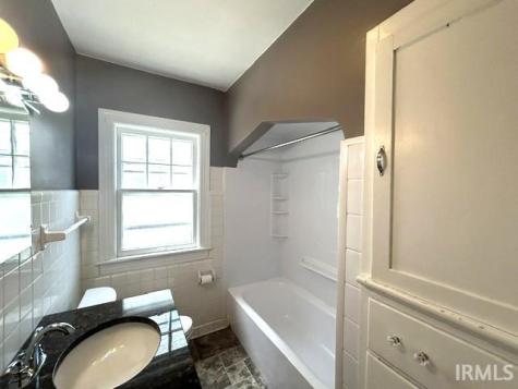 104 S Weinbach Avenue Evansville IN 47714