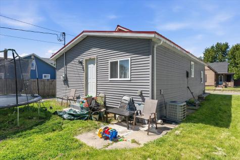 1320 Poland Street South Bend IN 46619