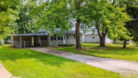617 E North B Street Gas City IN 46933