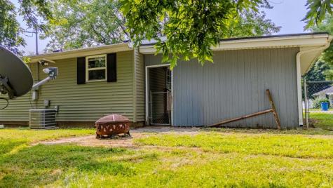 617 E North B Street Gas City IN 46933