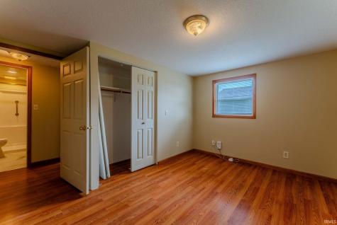 617 E North B Street Gas City IN 46933