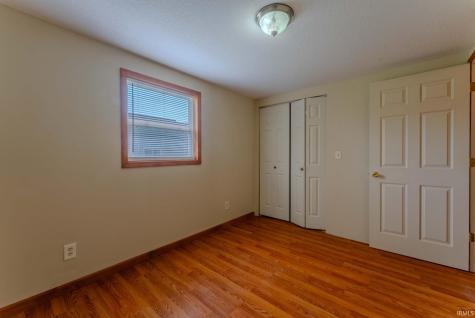 617 E North B Street Gas City IN 46933