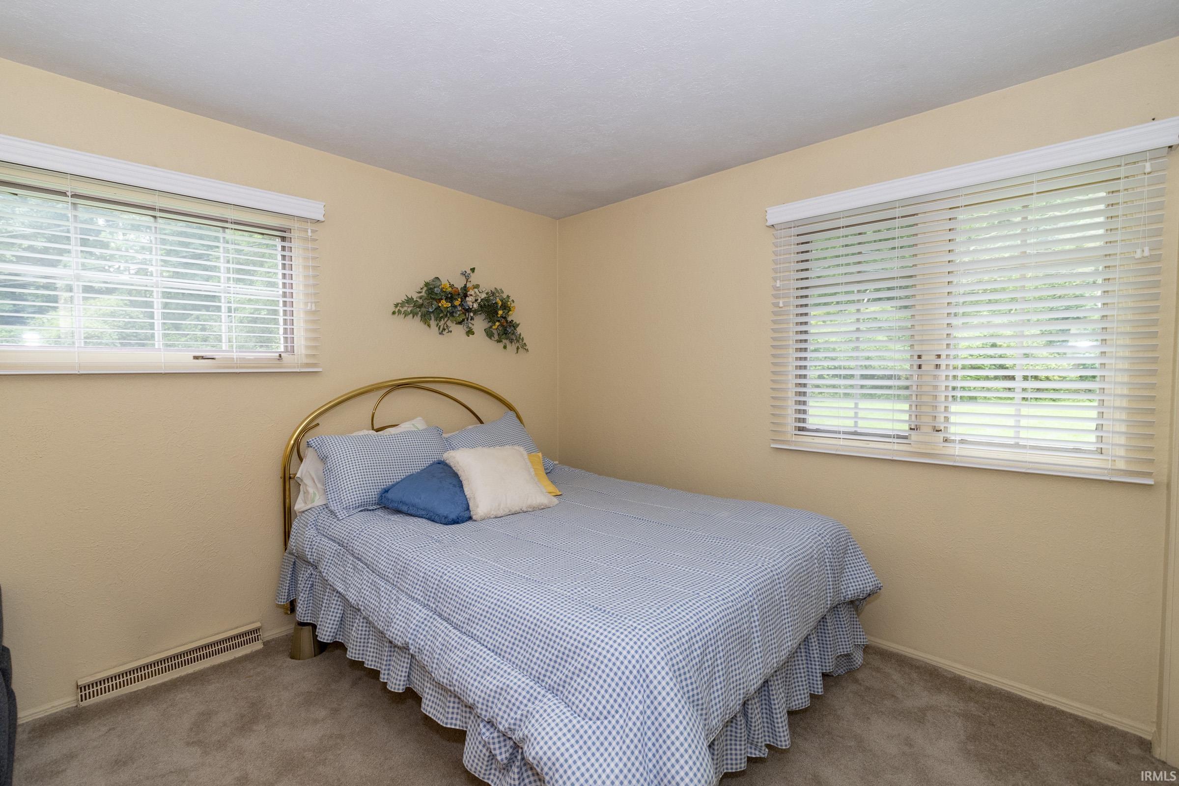 2624 Oak Leaf Cove South Bend IN 46628