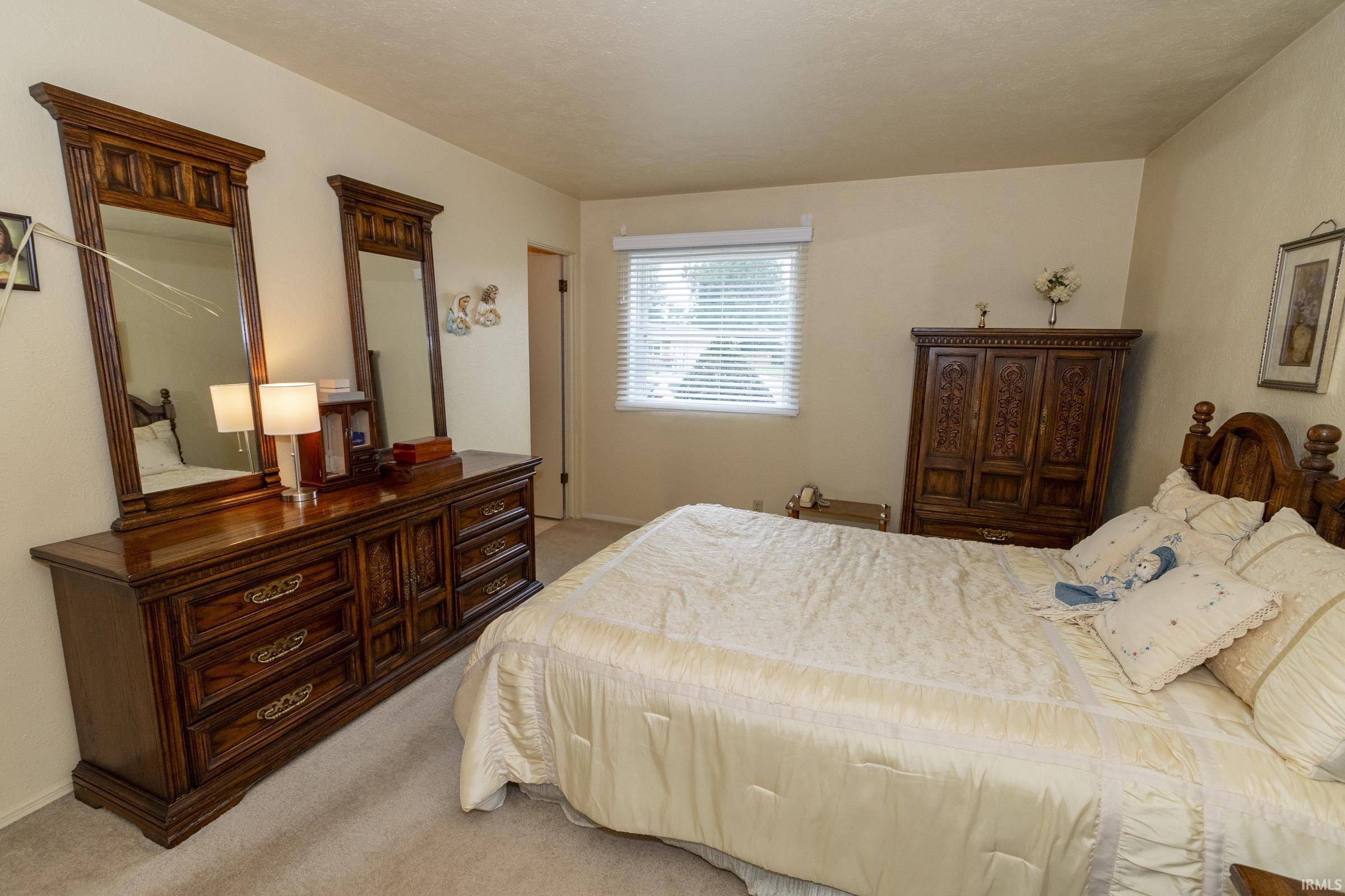 2624 Oak Leaf Cove South Bend IN 46628