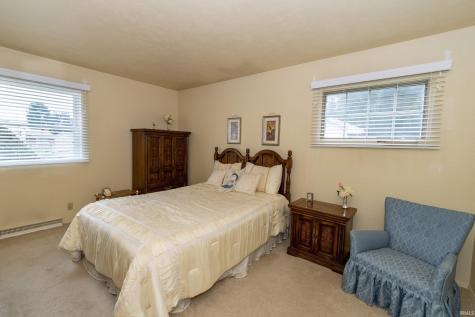 2624 Oak Leaf Cove South Bend IN 46628