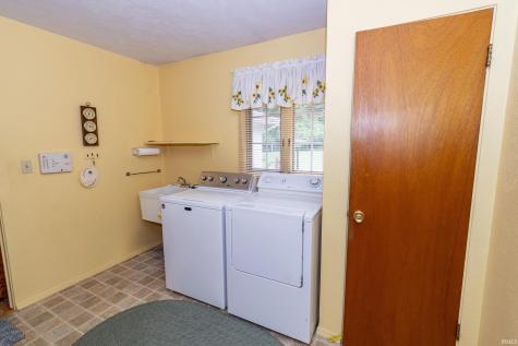 2624 Oak Leaf Cove South Bend IN 46628