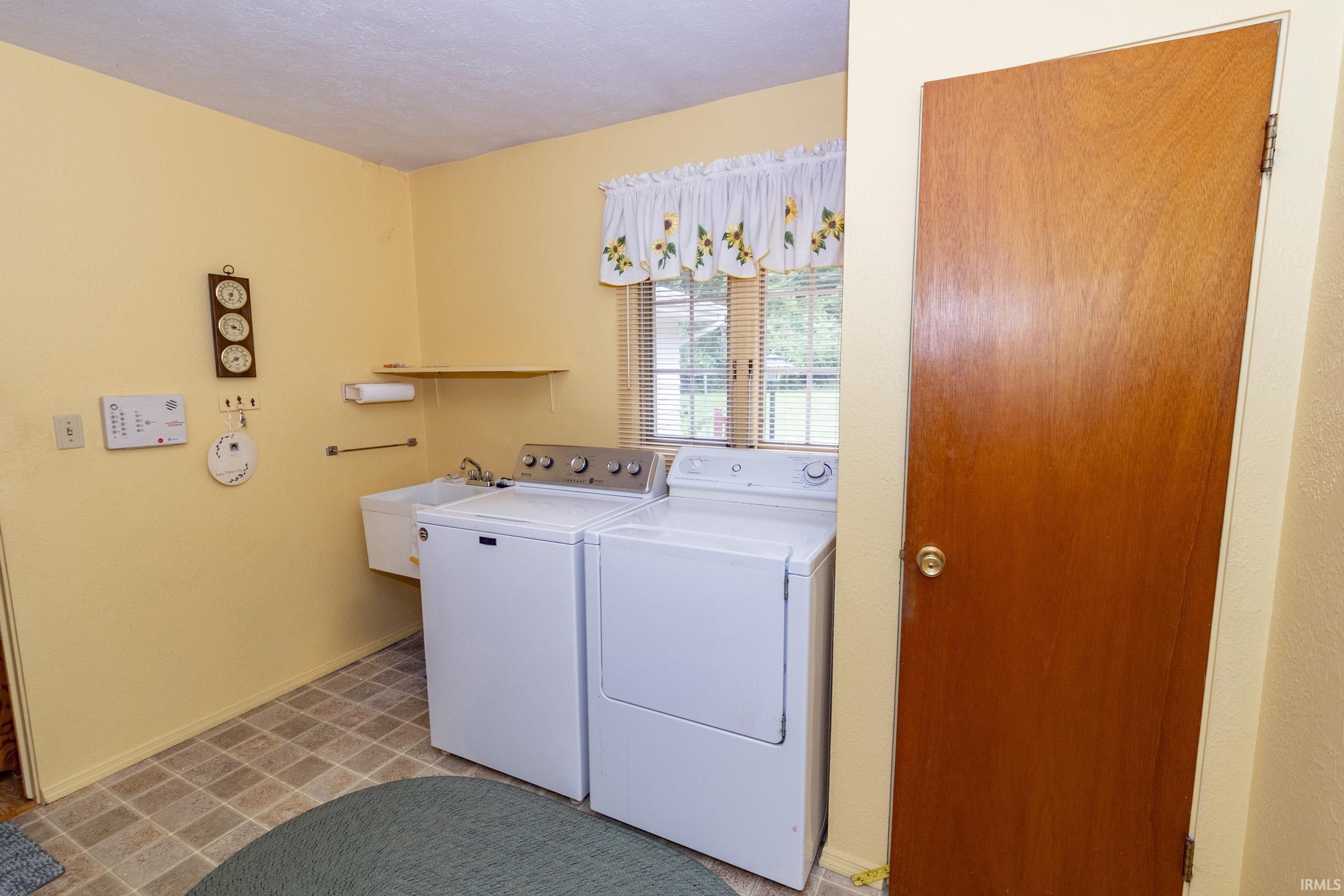 2624 Oak Leaf Cove South Bend IN 46628
