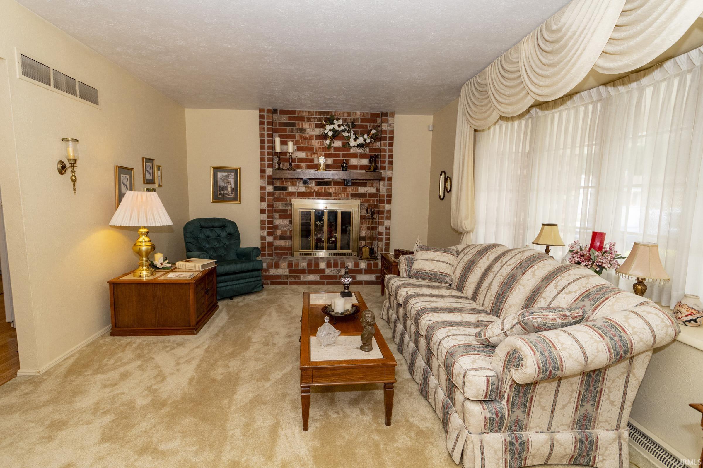 2624 Oak Leaf Cove South Bend IN 46628