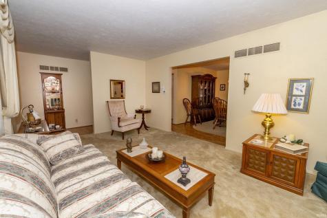 2624 Oak Leaf Cove South Bend IN 46628
