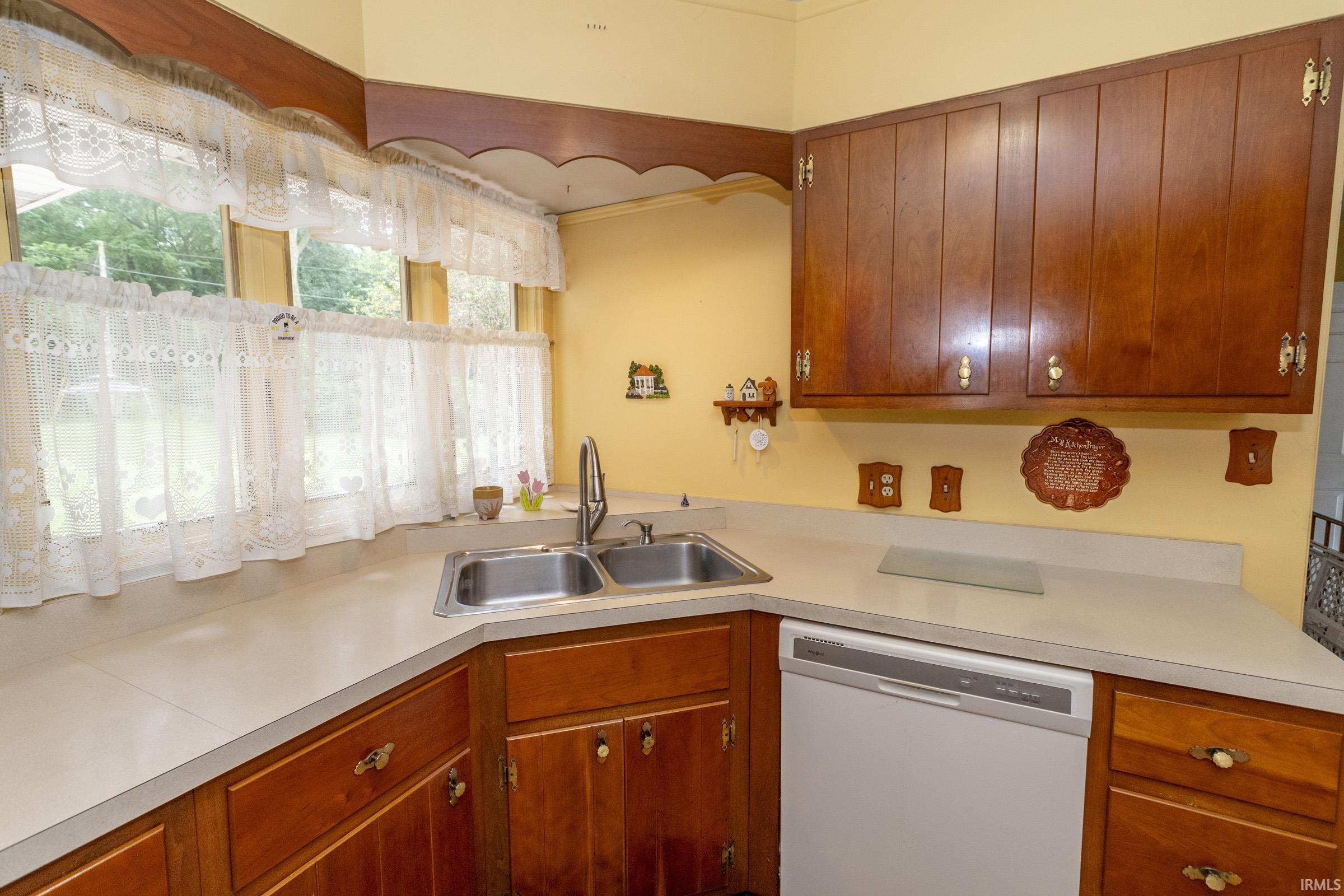 2624 Oak Leaf Cove South Bend IN 46628