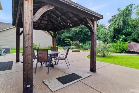1340 Breezy Creek Drive Evansville IN 47720