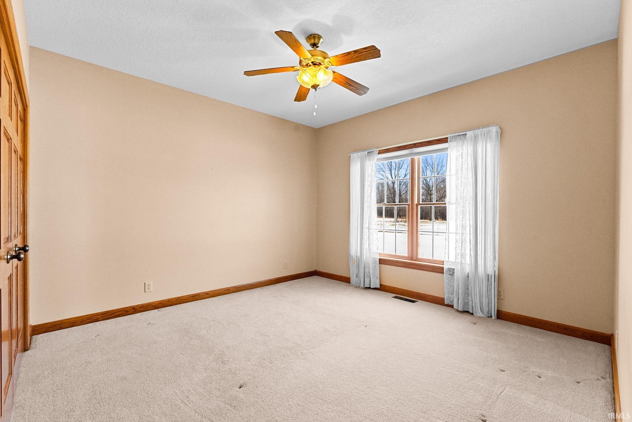 4239 S Kinsey Road Warsaw IN 46580