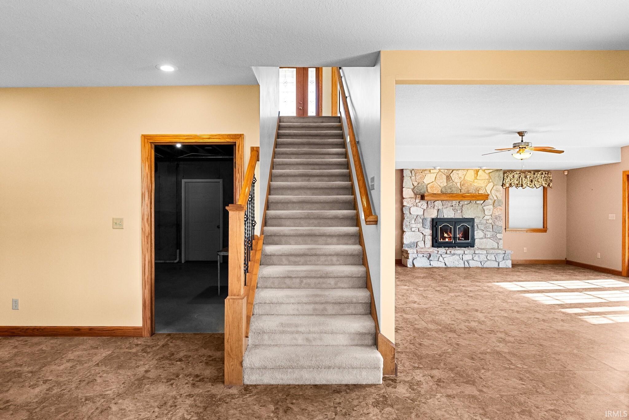 4239 S Kinsey Road Warsaw IN 46580